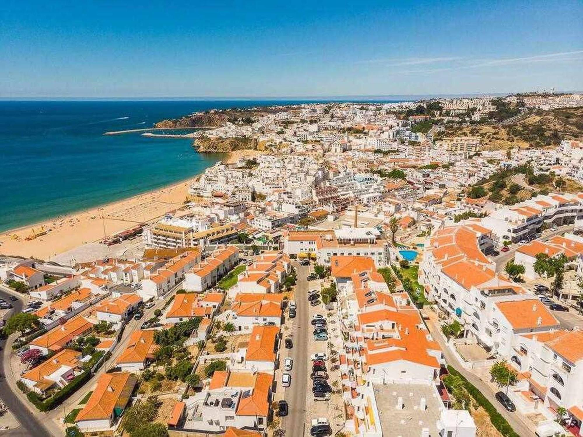 Central Town 2-Bedroom Apartment Albufeira Zewnętrze zdjęcie