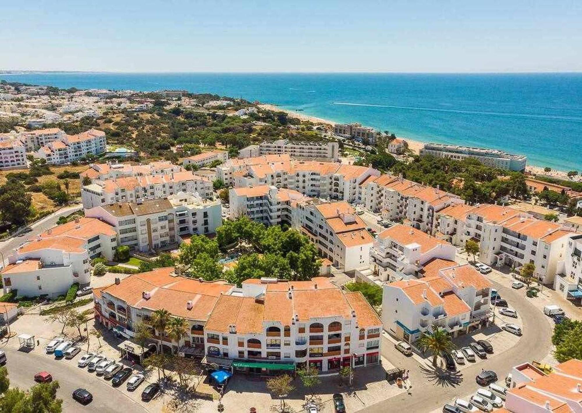 Central Town 2-Bedroom Apartment Albufeira Zewnętrze zdjęcie